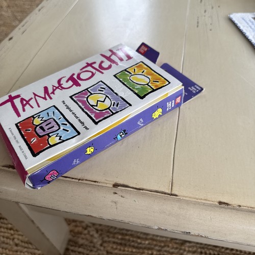 Vintage TAMAGOTCHI Purple/Pink In Original Box BANDAI 1997 Interactive - Picture 4 of 6