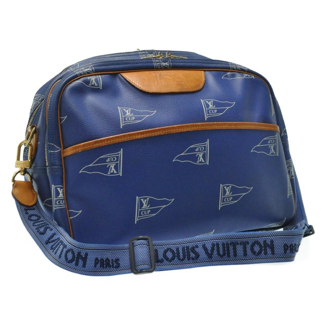 Louis Vuitton Men's Bag Canada Covid