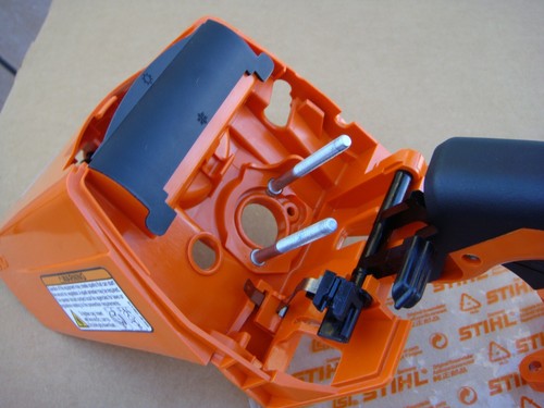 GENUINE STIHL 021 023 025 MS210 MS230 MS250 CHAINSAW REAR HANDLE HOUSING COVER - Picture 4 of 4