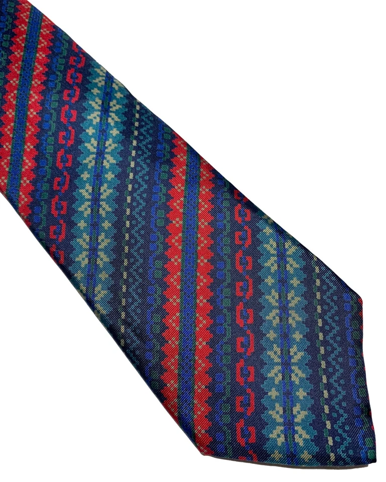 IMÁGENES de GUY LAROCHE Corbata de Seda Estampado Nórdico - Azul, Rojo, Verde, Off White De Colección Foto 3 de 4