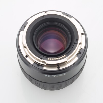 Hasselblad HC 80mm f/2.8 AF HC Lens 313cut= phase one/Leaf digital