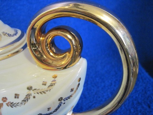 Vintage Hall Aladdin Genie Lamp Gold Accent 6-cup teapot w/lid - EXCELLENT! - Picture 8 of 12