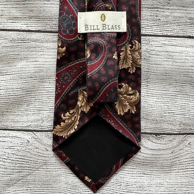 Bill Blass Burgundy Paisley Silk Necklace Tie with Gold Script VINTAGE 1990 main image 2