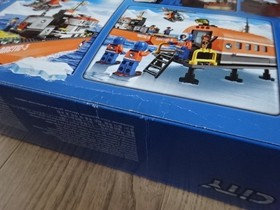LEGO CITY 60062 Arctic Icebreaker Ship Set