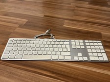 Apple Magic Keyboard A1243 USB QWERTZ Tastatur, Silber-Weiß Designed EMC 2171