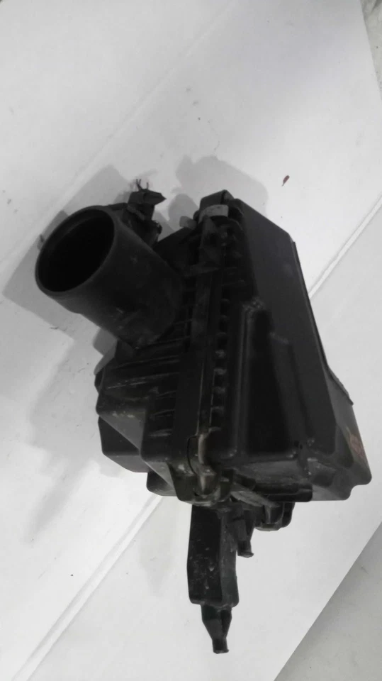 2015 Nissan Rogue Air Cleaner Assembly OEM 165004BA3A Used 2.5L Engine Foto 4 de 4