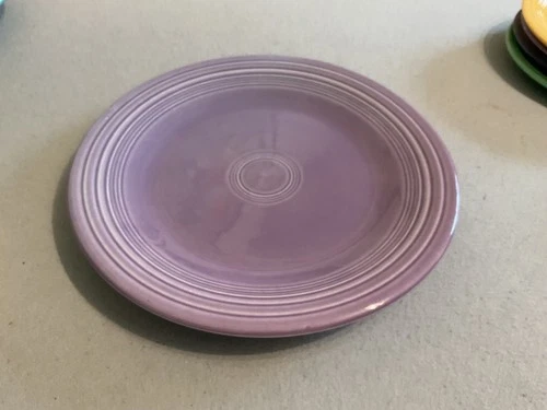 LILAC FIESTAWARE CLASSIC  10 1/2" DINNER PLATE RETIRED RARE COLOR USA MADE USED