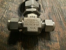 New Swagelok SS-1RS6-PK Stainless Steel Integral Bonnet Needle Valve 