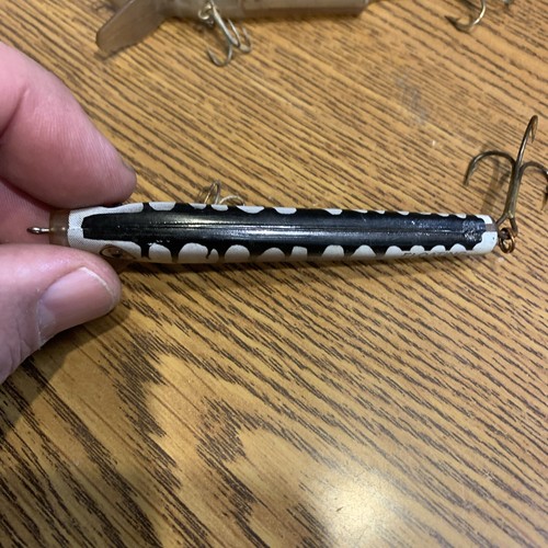 2 - FLOATING FISHING LURES CRANK BASS PIKE MUSKY - Picture 2 of 5