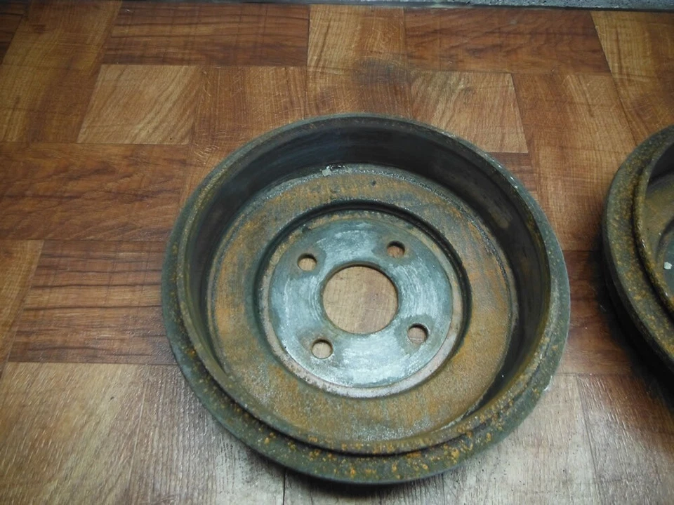 05-10 CHEVROLET COBALT PONTIAC G5 SAURN ION BRAKE DRUM SET PAIR OEM - Image 2 of 4