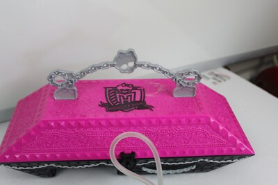 Monster High Create A Monster Design Lab Coffin Carrying Case Pink 2011 no Doll