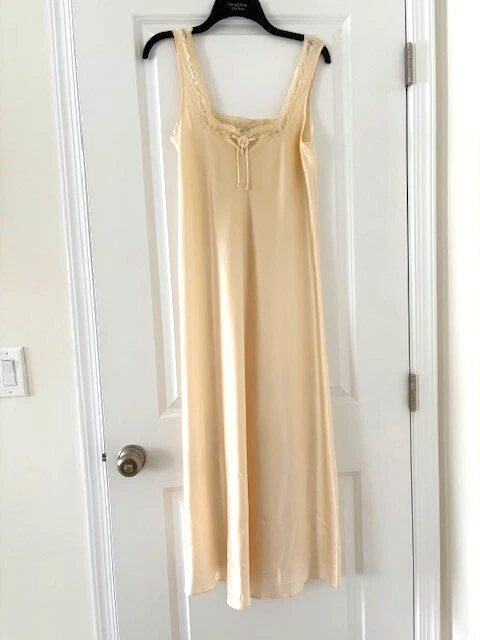 Camicia da notte vintage Christian Dior Petite raso pizzo rosetta perle HOLLYWOOD GLAM