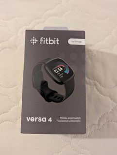 New Fitbit Versa 4 Fitness Smartwatch Bundle Graphite & Black FB523BKBK US