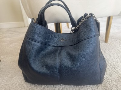 Lexus クロスボディバッグ ネイビー Coach F22209 Lexi Chain Shoulder Bag Metallic Navy Blue Leather