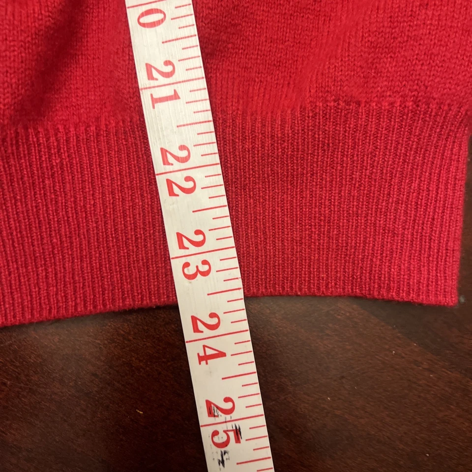 Liz Claiborne Collection Red 100% Cashmere Long Sleeve Sweater Size M Read - Image 4 of 4