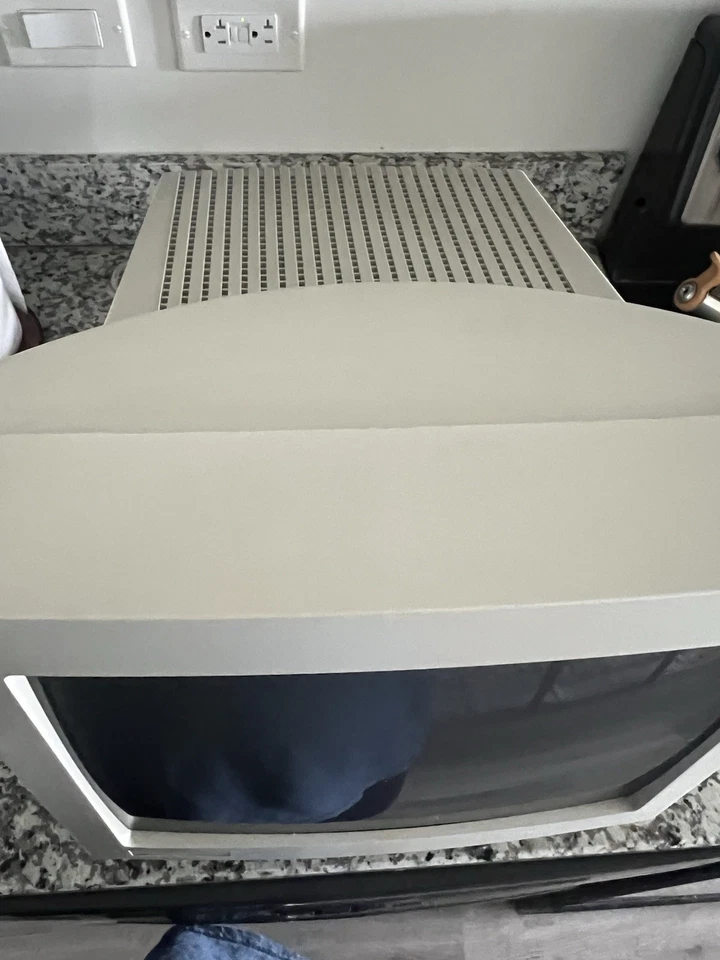 Monitor de computadora retro para juegos Envision 1556 13,5" color VGA CRT Foto 4 de 4