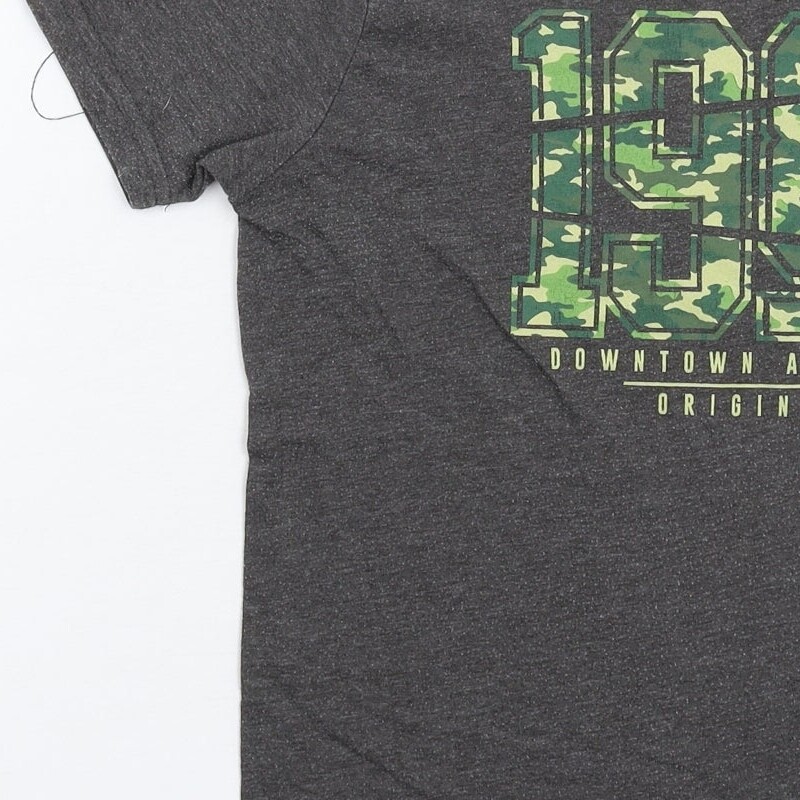 Primark Boys Grey Cotton blend T-Shirt Size 12-13 Years image 9
