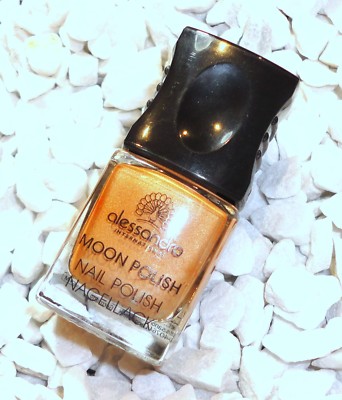 Alessandro MOON Nagellack  Farbe 900 kupfer gold  farbig 10ml Nail Art Qualität