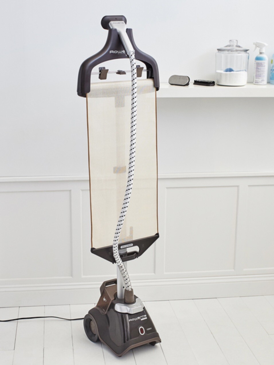 Rowenta Master Valet Full Size Garment Steamer Roll & Press System Model IS6300 