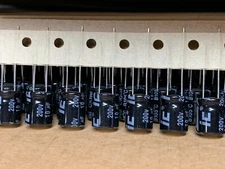 100-PCS Illinois Capacitor Electrolytic Capacitor Radial 10uF 200V 106CKH200MSA