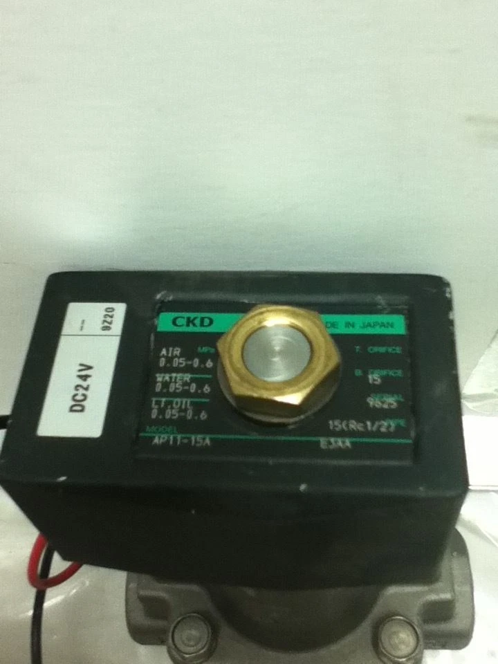 Electroválvula CKD AP11-15A Foto 2 de 4