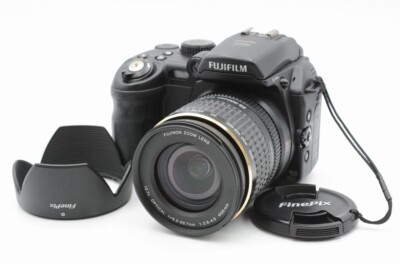 Fujifilm Finepix S9100 9MP Digital Camera with Wide-Angle