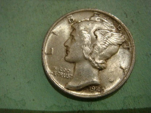 1942 P  Mercury Dime - AU/UNC cond album filler actual coin in photo