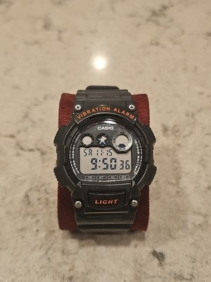 Casio W-735H Vibration Alarm Watch 100M WR Super-Illuminator 45mm