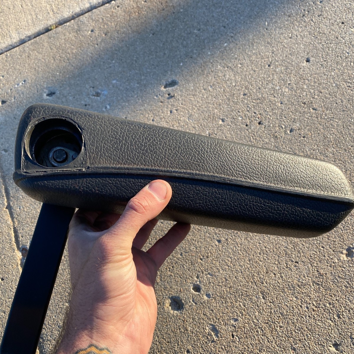 Volvo 240 Original Black Ratcheting Armrest Nice 242 244 245 75-93