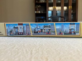 LEGO Creator 3 in 1: Park Street Townhouse (31065) 100% Complete w/ Instructions