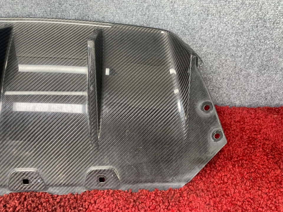 Difusor inferior de fibra de carbono para parachoques trasero BMW 2012-2016 F10 M5 OEM Foto 2 de 4