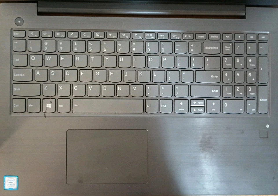 LENOVO V330-15IKB Intel i5-7200U 2.50GHz - 8GB RAM -  1TB NVMe - WIN 11 Pro - Image 2 of 4