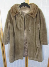 Vintage Betty Rose Fashioned in Gracie Park by Malden Fur Coat Women's Size M