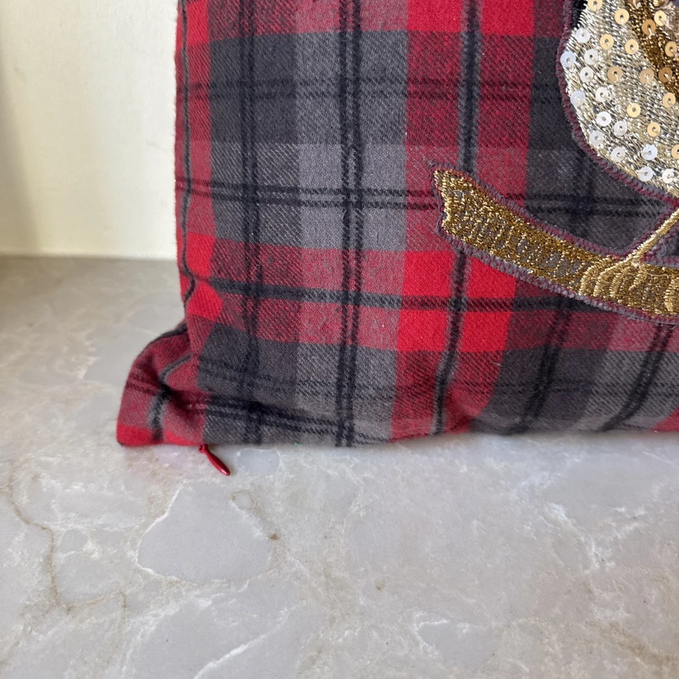 Almohada a cuadros roja Pottery Barn Jeweled Bird 12 x 16" Navidad Foto 3 de 4