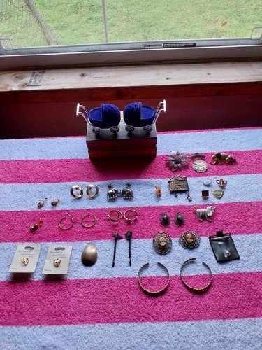 Vintage to Modern Costume Jewelry 54 pieces  lot
