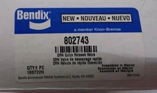 Bendix 802743 Air Brake QRN Quick Release Valve 