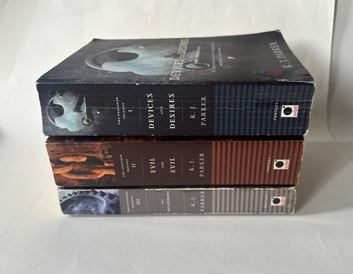 K. J. PARKER The Engineer Trilogy - Books 1-3 | 2007 Orbit Trade Paperback LOT - Bild 19 von 20