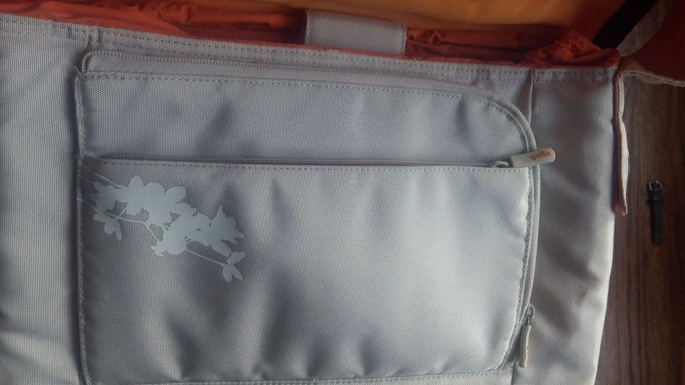 Bolsa carteiro Golla Pixie branca resistente à água náilon - Imagem 2 de 4