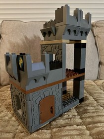 LEGO DUPLO Knight Castle 4777 &ndash; Excellent &ndash; Near Complete w/ Figures & Weapons