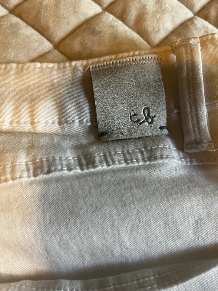 Christopher Blue Women's Jeans White Size 10 New with Tags Stretch Denim - Image 4 of 4