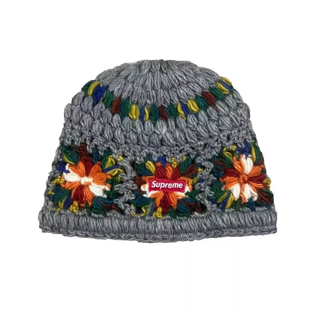 Bonnet au crochet Supreme SS25 (gris)
