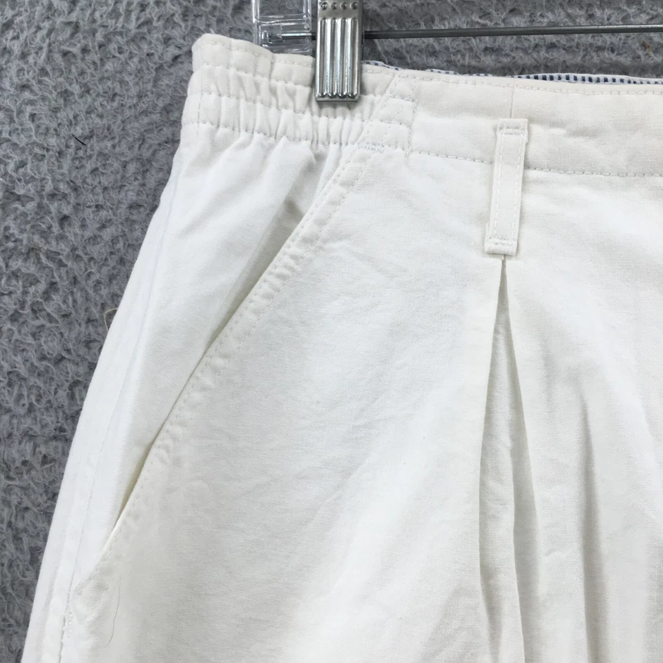 Levis Chino Pants Womens 14 (actual 33x30) White Cotton High Rise Pleated Front - Image 4 of 4