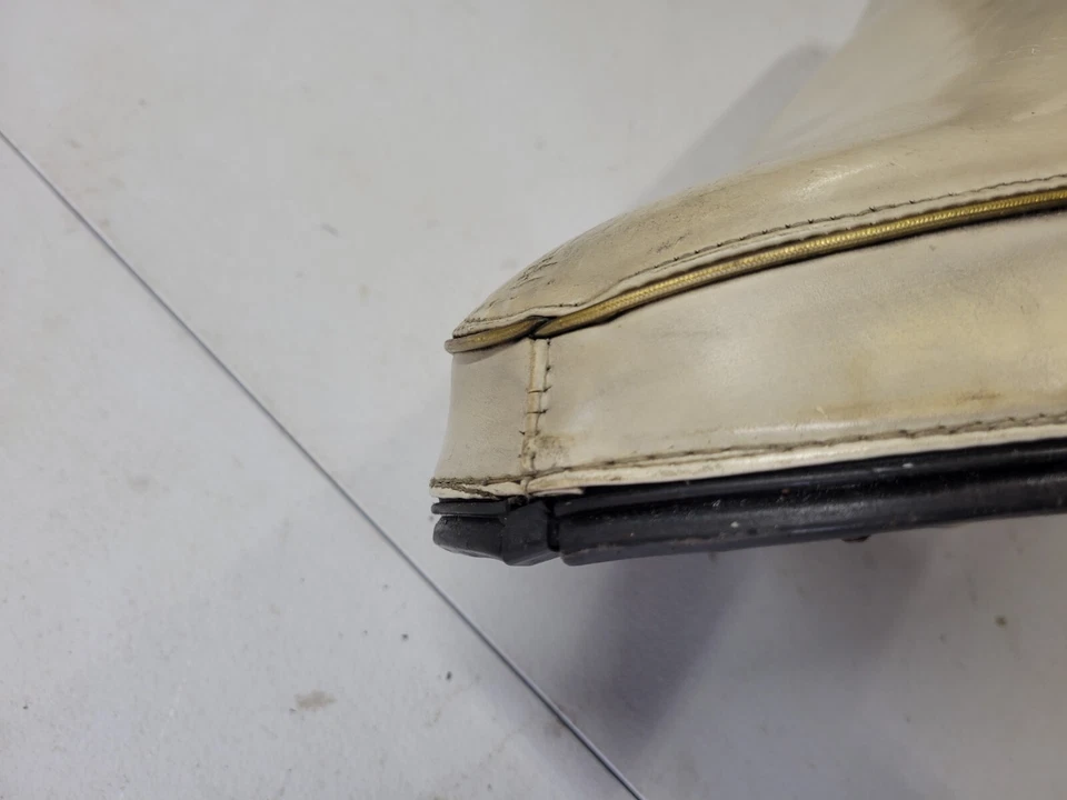 Сиденье Ironhead белое для Harley Davidson Sportster 54–78 годов выпуска крепление XLH XLCH 1000 куб. см - Изображение 3 из 4