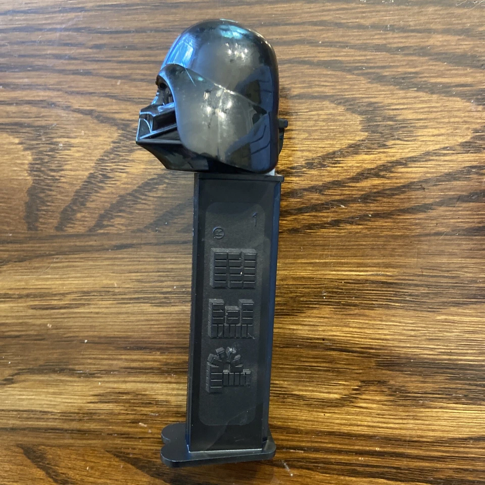 Star Wars Darth Vader Pez Dispenser (rare) Made In Hungary - Image 3 of 4