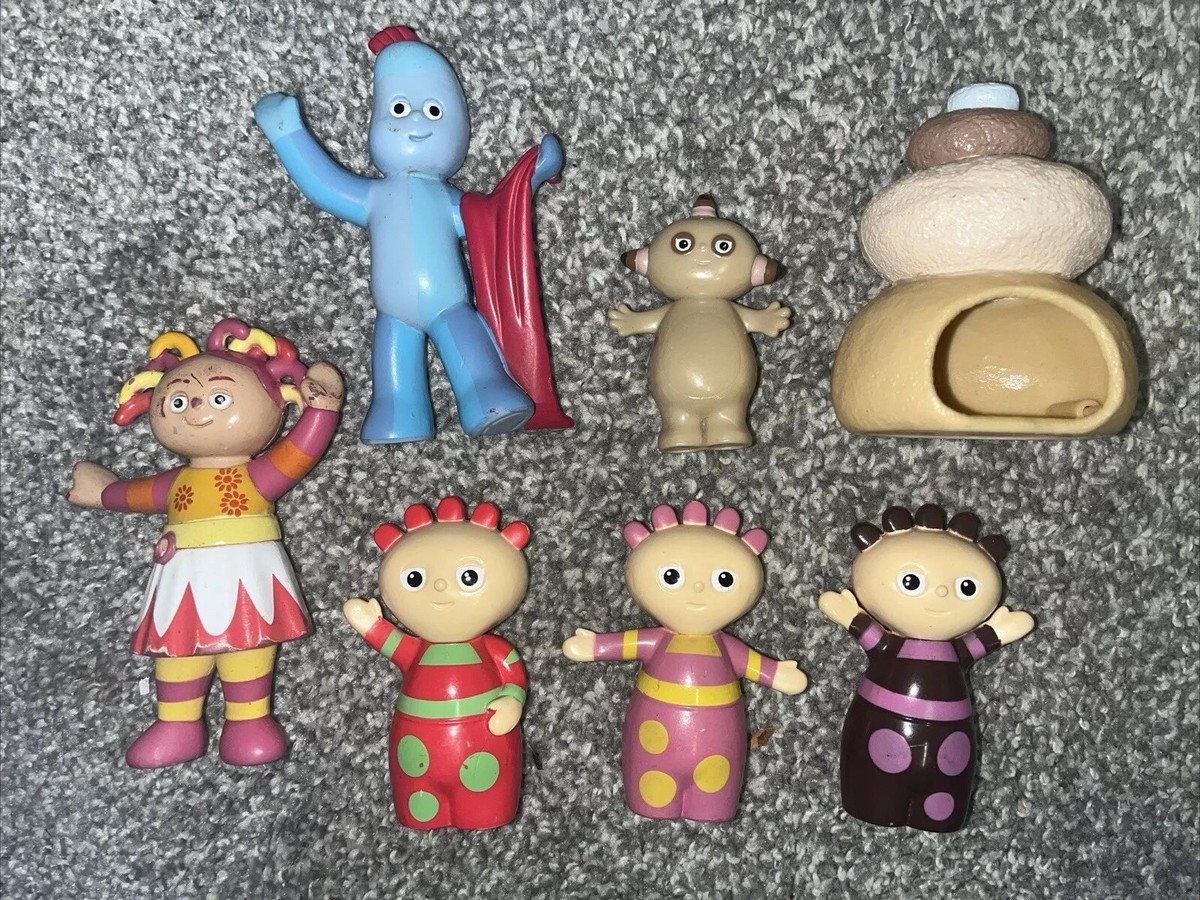 Pakka Toy In The Night Garden Snuggly Singing Makka Pakka In The