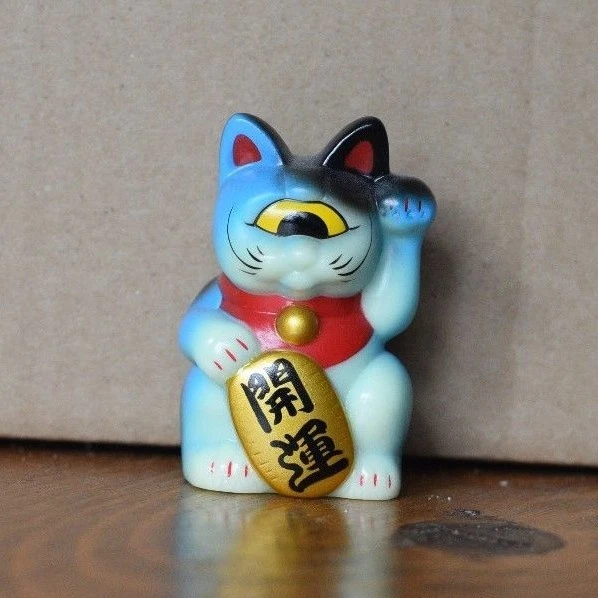 Maneki neko toy deals