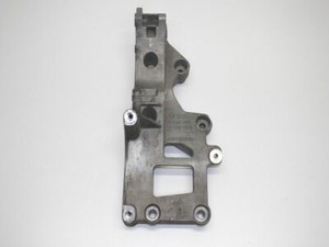 VW Golf 5 / A3 2.0 TFSI Halter Konsole Lichtmaschine Klimakompressor 06F903143E