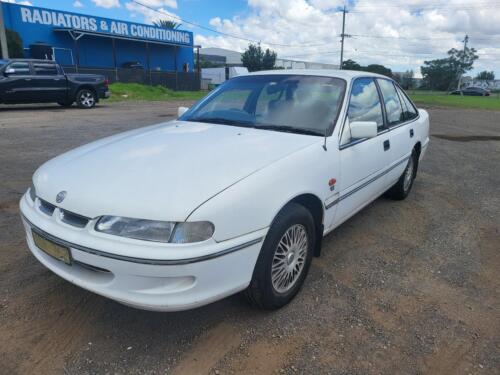 Holden Commodore Engine 3.8L Petrol VH VS 04/1995-07/1997 - Picture 10 of 14