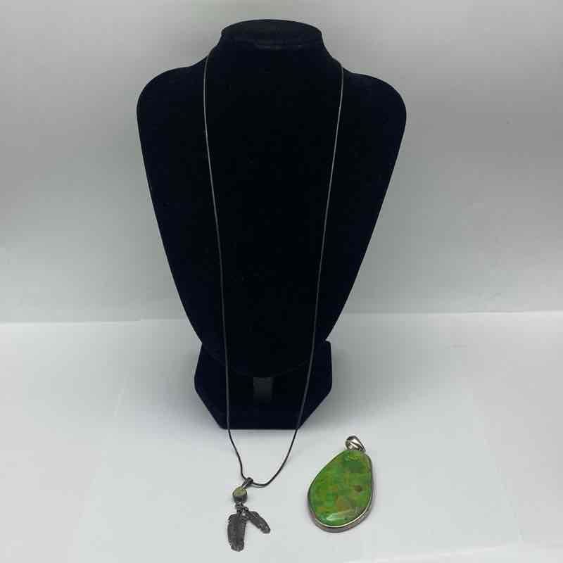Barse Sterling Silver 925 Green Stone Feather Necklace & Pendant Set 32.7g