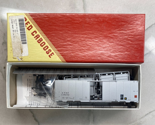 Red Caboose HO Bausatz RC-8060-4 AAR 40' Kastenwagen #138242 Santa Fe, Silber | Zustand: Neu